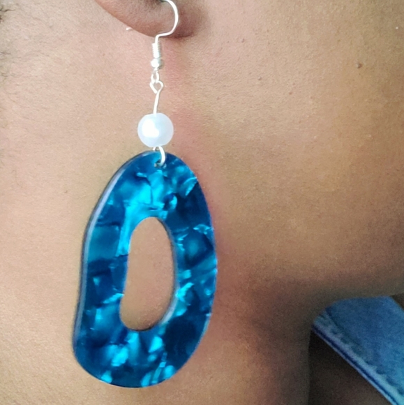 Earrings - Picture 2 of 2